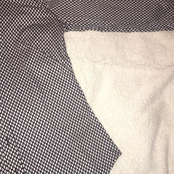 Banana Republic NO IRON-buttoned down blouse - Picture 4 of 4